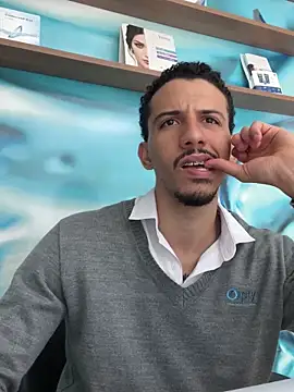 Snapshot of pteno1 chatting on December 3, 1:54 pm pteno1 online show from December 3, 1:54 pm