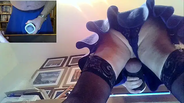 Snapshot of nataliecdlive chatting on December 7, 12:09 am nataliecdlive online show from December 7, 12:09 am