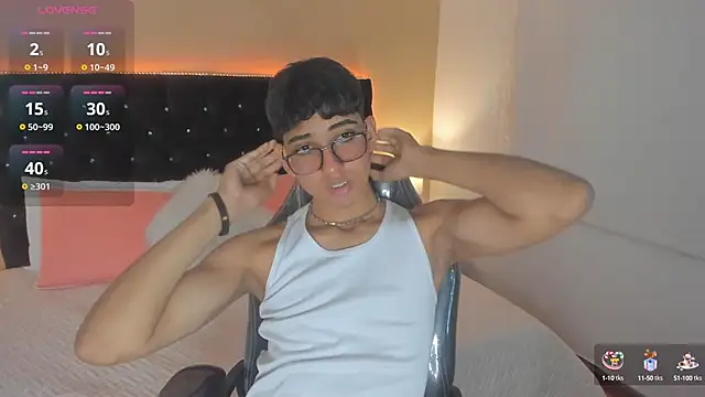 Dark hairy  online show from January 18, 3:35 am