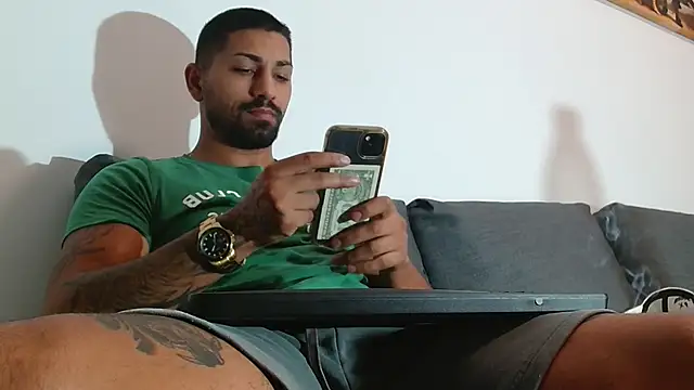 Snapshot of NigelBoydXXX chatting on September 17, 8:26 am NigelBoydXXX online show from September 17, 8:26 am