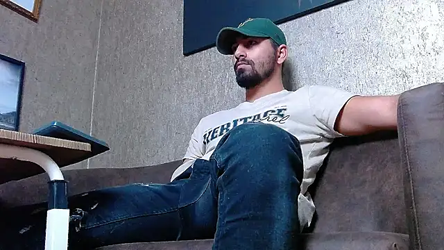 Snapshot of NigelBoydXXX chatting on February 24, 8:25 pm NigelBoydXXX online show from February 24, 8:25 pm