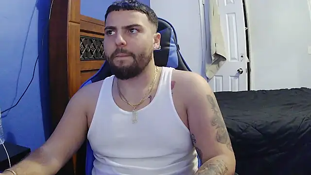 Snapshot of MasterKvn chatting on February 2, 11:11 pm MasterKvn online show from February 2, 11:11 pm