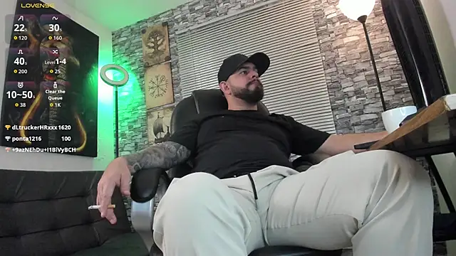 Ethan Castellano online show from April 16, 12:32 am