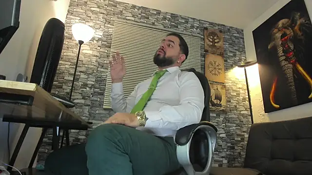 Ethan Castellano online show from July 1, 11:15 pm