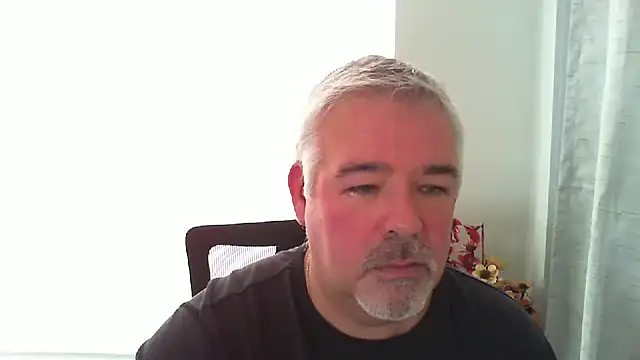 Snapshot of aarosteev2 chatting on January 10, 2:34 pm aarosteev2 online show from January 10, 2:34 pm