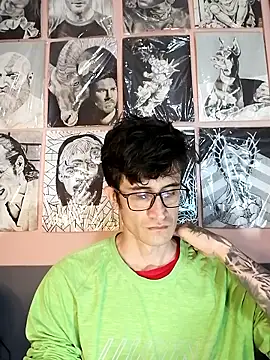 Loggan donnelly online show from January 12, 9:30 pm