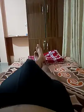 RRahullove69 online show from September 17, 1:56 pm