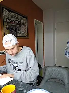 xxJANI2xx online show from January 6, 7:31 am