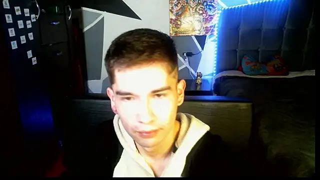 Snapshot of samael1107 chatting on December 4, 11:57 pm samael1107 online show from December 4, 11:57 pm