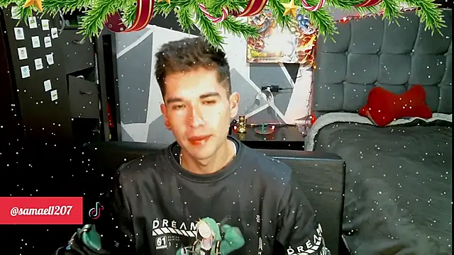 Snapshot of samael1107 chatting on December 10, 11:42 pm samael1107 online show from December 10, 11:42 pm