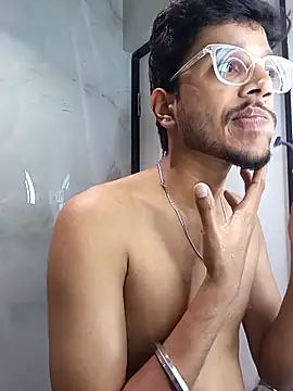 skinnyyyyyyyyy online show from October 22, 4:05 am