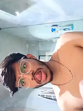 skinnyyyyyyyyy online show from March 3, 4:34 am