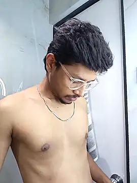 skinnyyyyyyyyy online show from November 27, 4:49 am