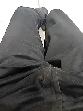 skinnyyyyyyyyy online show from February 15, 3:09 pm