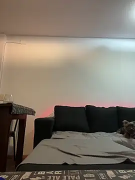 LCarreraa online show from March 2, 1:05 am