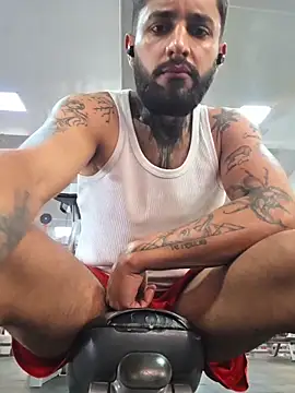 Snapshot of christangel_96_ chatting on October 30, 7:37 pm christangel 96  online show from October 30, 7:37 pm