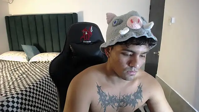 man dur07 online show from November 1, 10:58 pm