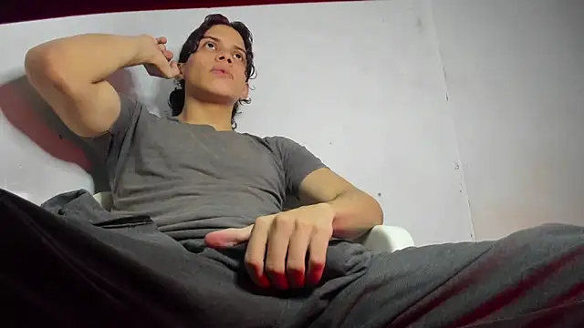 lax777  online show from October 21, 1:31 am