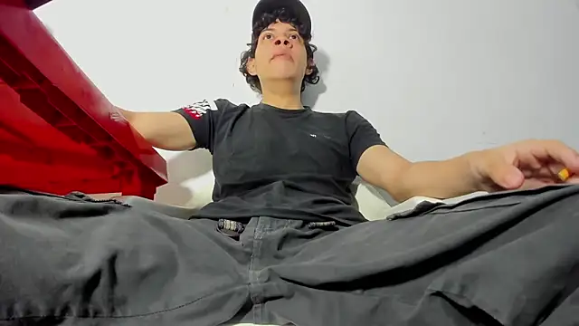 lax777  online show from September 26, 11:41 am