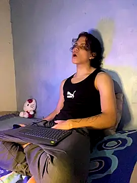 lax777  online show from October 10, 12:26 am