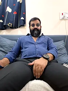 Fun Guuy online show from February 22, 4:30 pm