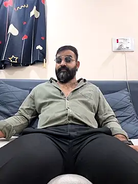 Fun Guuy online show from March 18, 12:30 pm