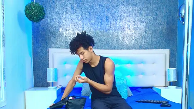 Erick Zhimerman online show from November 2, 4:17 am