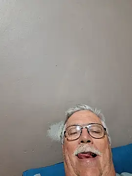 NawtyB1965 online show from October 22, 3:21 am