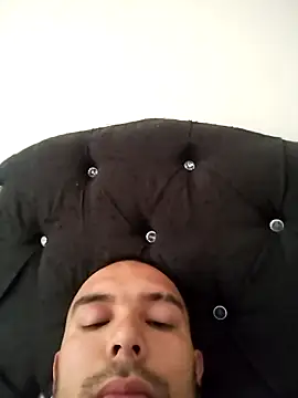 Snapshot of xxierra chatting on February 3, 11:31 am xxierra online show from February 3, 11:31 am