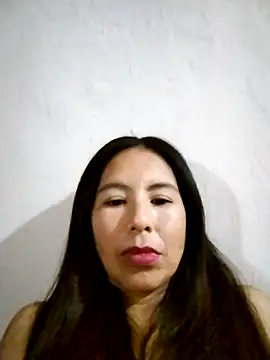 luzsexcita online show from August 3, 8:02 am