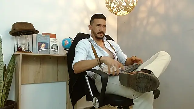 Reiko 85  online show from January 20, 8:18 pm