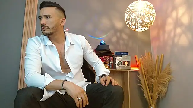 Reiko 85  online show from March 24, 7:40 pm