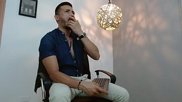 Reiko 85  online show from January 11, 7:49 pm