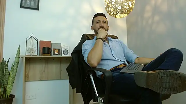 Reiko 85  online show from January 18, 7:37 pm