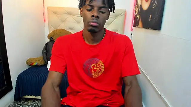 Snapshot of royce_ebony chatting on September 11, 2:10 am royce ebony online show from September 11, 2:10 am