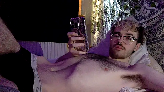 hairynhorny992 online show from March 20, 1:04 pm