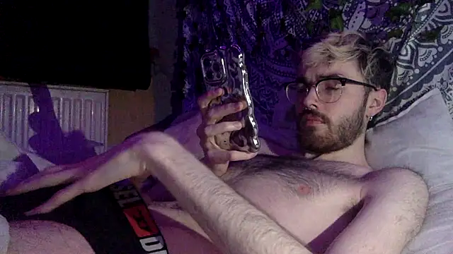 hairynhorny992 online show from February 28, 6:31 pm