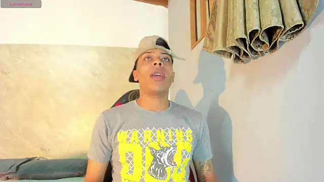 ada-brooke online show from January 16, 3:34 am