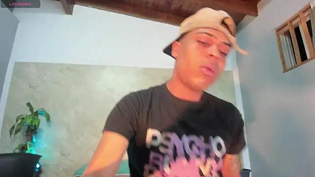 ada-brooke online show from January 14, 3:22 am