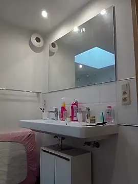 mikaaaaase online show from November 1, 7:23 am