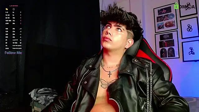 LyleBennett  online show from November 19, 10:48 am