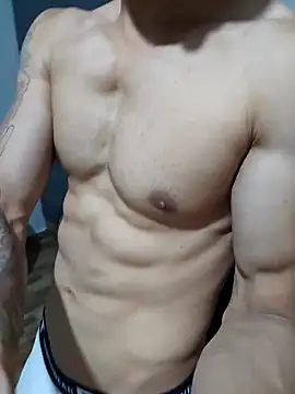 Snapshot of __Vlad__ chatting on December 11, 12:35 am   Vlad   online show from December 11, 12:35 am