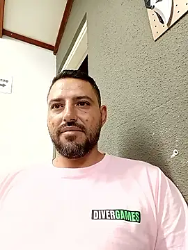 P4uzud4O online show from March 19, 7:50 pm