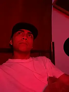 SkinnyHot444 online show from January 19, 1:44 pm