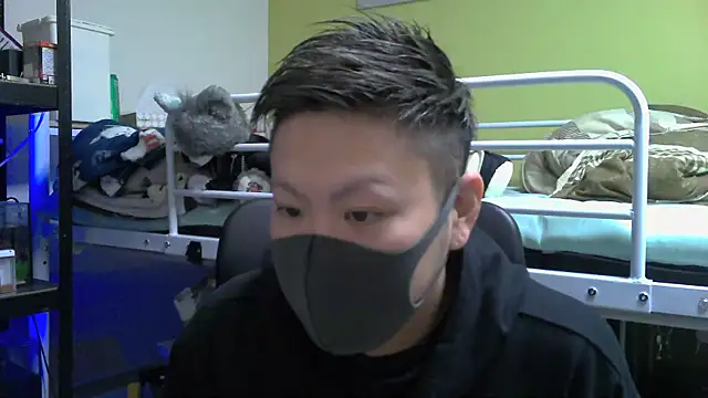 Snapshot of Owl1216 chatting on February 3, 12:36 pm Owl1216 online show from February 3, 12:36 pm