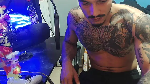 Badboyi1997 online show from September 29, 10:27 pm