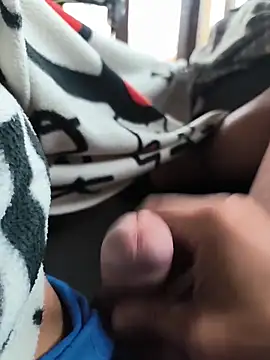 mirrowhot online show from December 1, 8:28 am