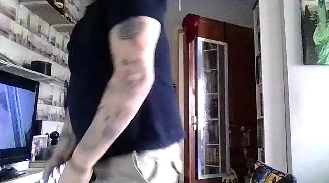 ArcanceTheo82 online show from January 23, 2:50 pm