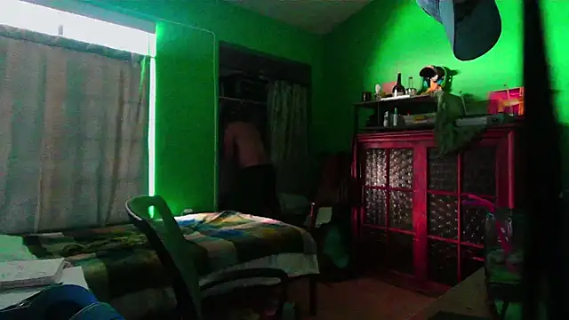        the online show from March 25, 12:47 am