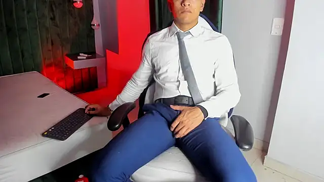 Lucii fer  online show from September 24, 11:52 am